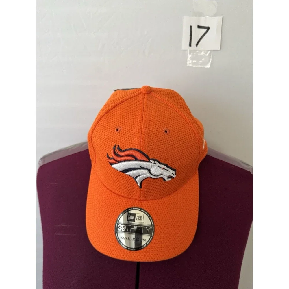 Denver Broncos New Era 39THIRTY Sideline Collection Hat NWT S/M NFL
